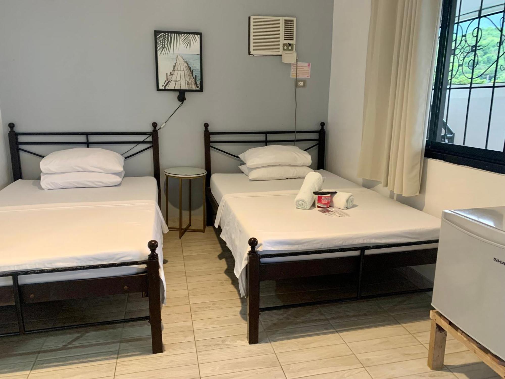 פוארטו גאלרה Marion Roos Hotel מראה חיצוני תמונה