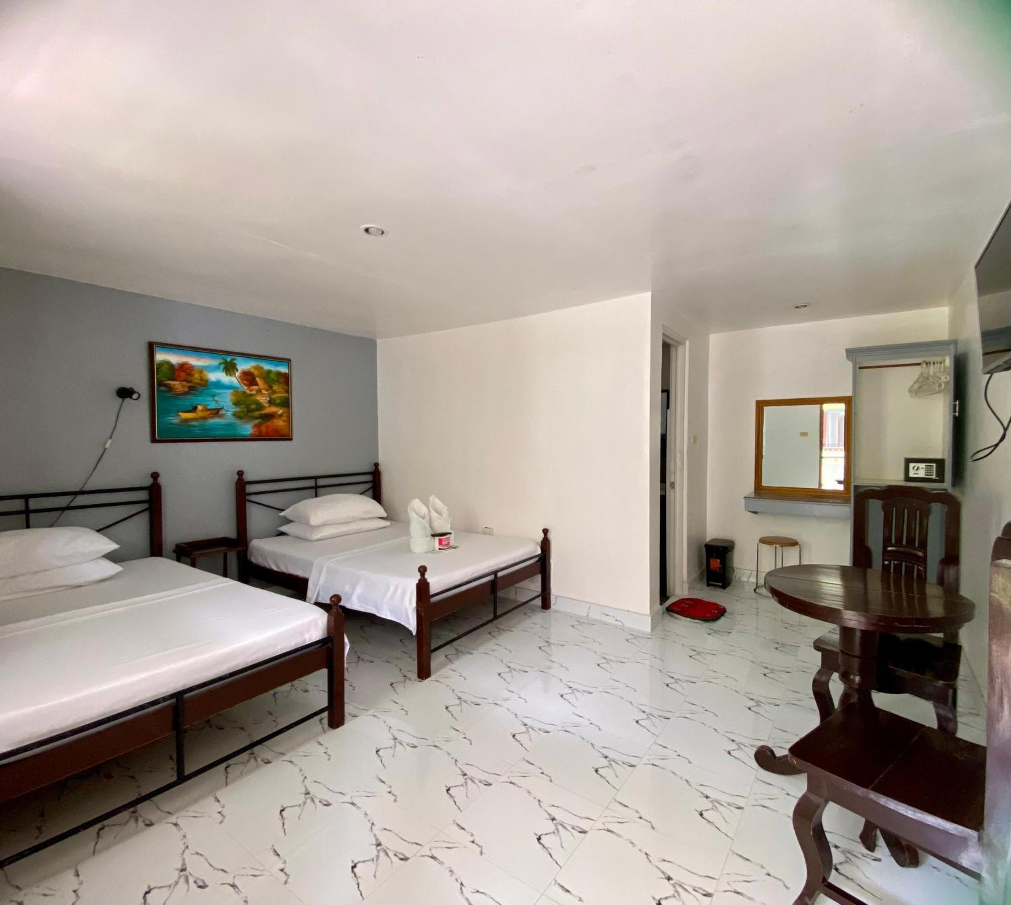 פוארטו גאלרה Marion Roos Hotel מראה חיצוני תמונה